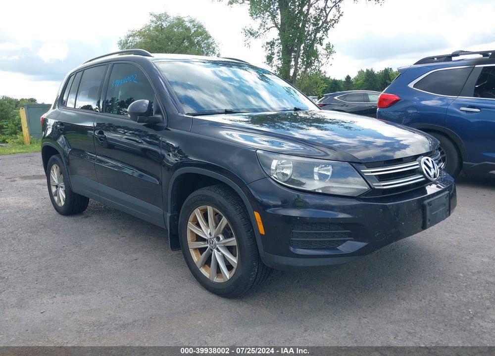2018 VOLKSWAGEN TIGUAN LIMITED 2.0T VIN: WVGBV7AX6JK004246