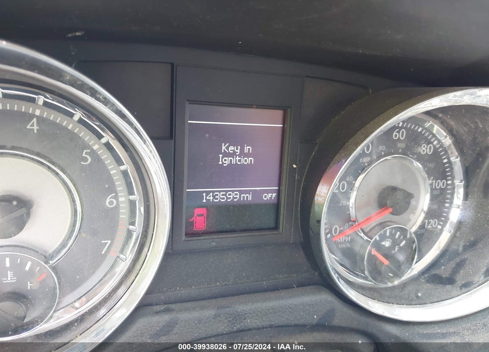 2015 CHRYSLER TOWN & COUNTRY TOURING VIN: 2C4RC1BG2FR538213