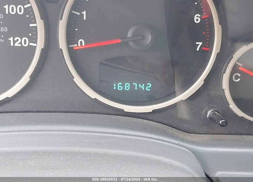 2008 JEEP LIBERTY SPORT VIN: 1J8GN28K48W116773