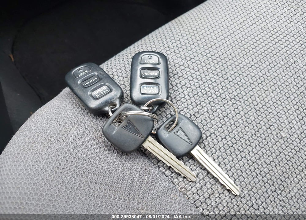 2008 PONTIAC VIBE VIN: 5Y2SL65828Z407889