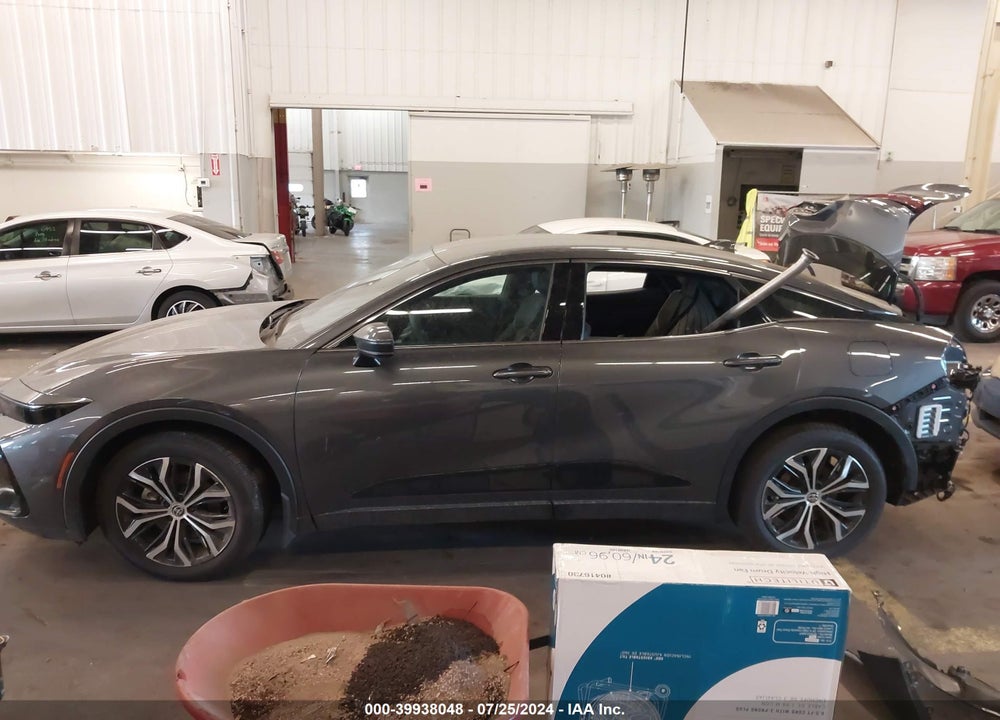 2024 TOYOTA CROWN XLE VIN: JTDAAAAF8R3027470