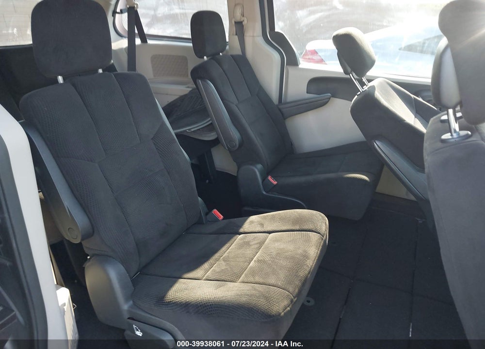 2014 DODGE GRAND CARAVAN SXT VIN: 2C4RDGCG0ER128569