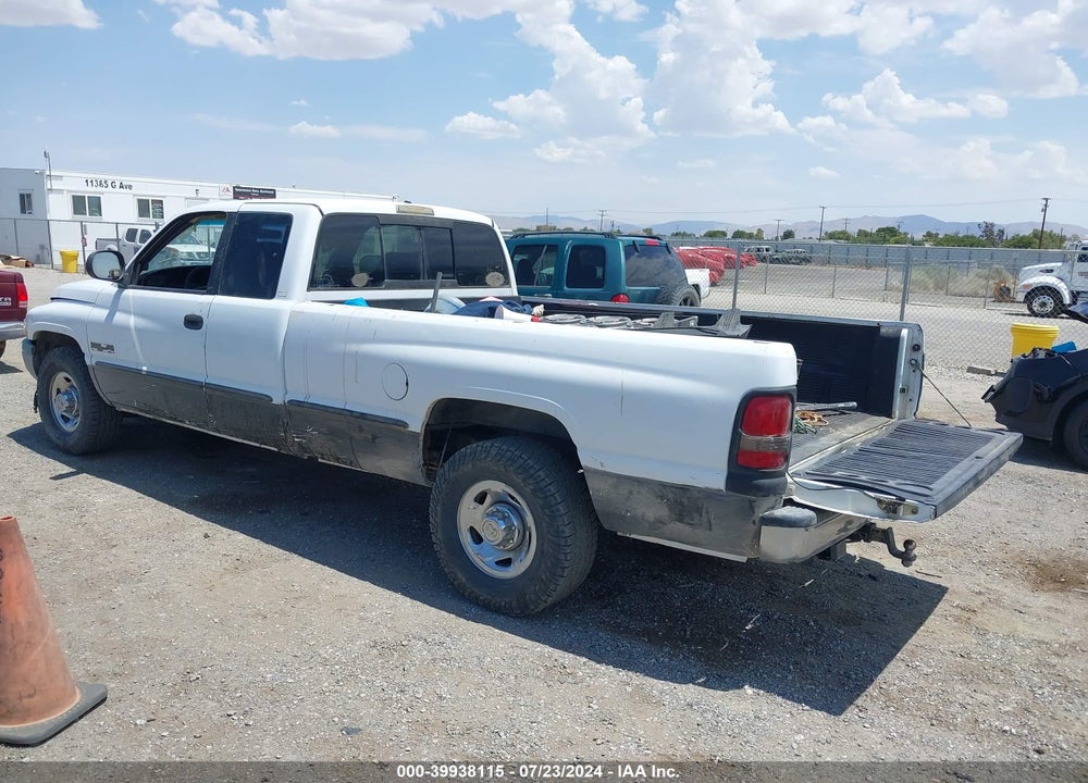 1998 DODGE RAM 2500 VIN: 3B7KC2267WG205901