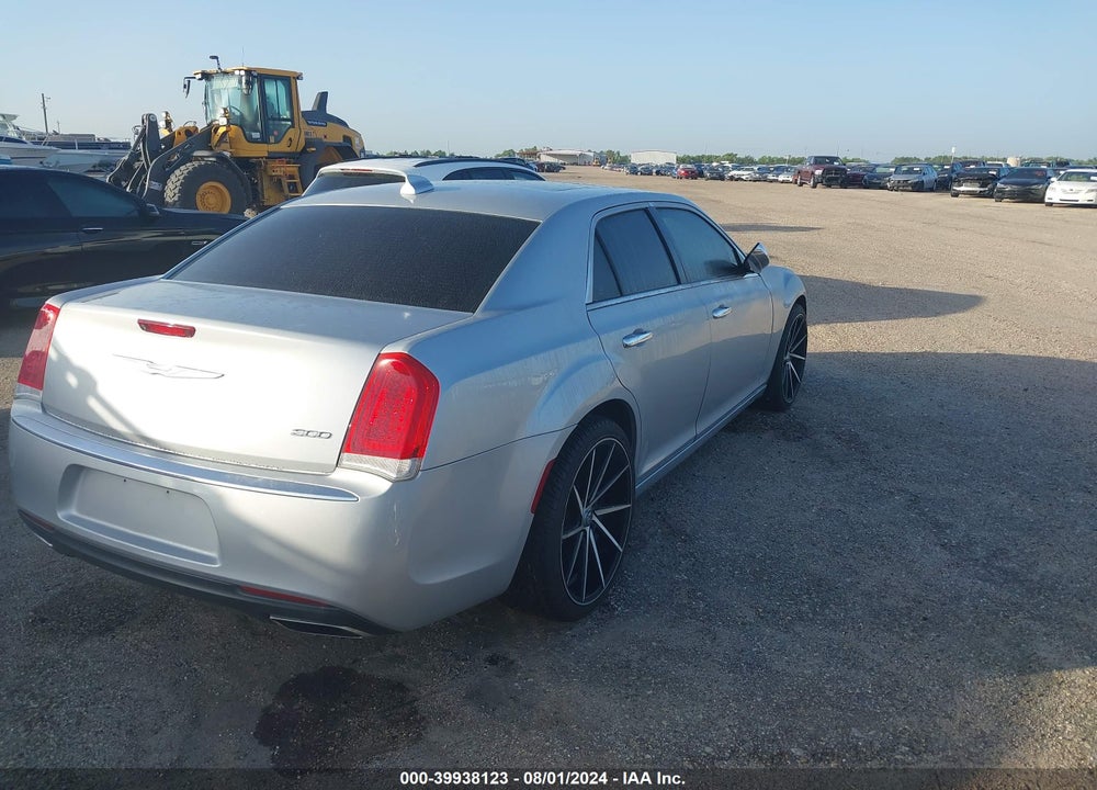 2020 CHRYSLER 300 LIMITED VIN: 2C3CCAEG8LH128037