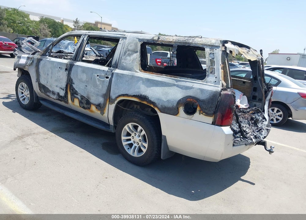 2018 CHEVROLET SUBURBAN LT VIN: 1GNSCHKC1JR236683