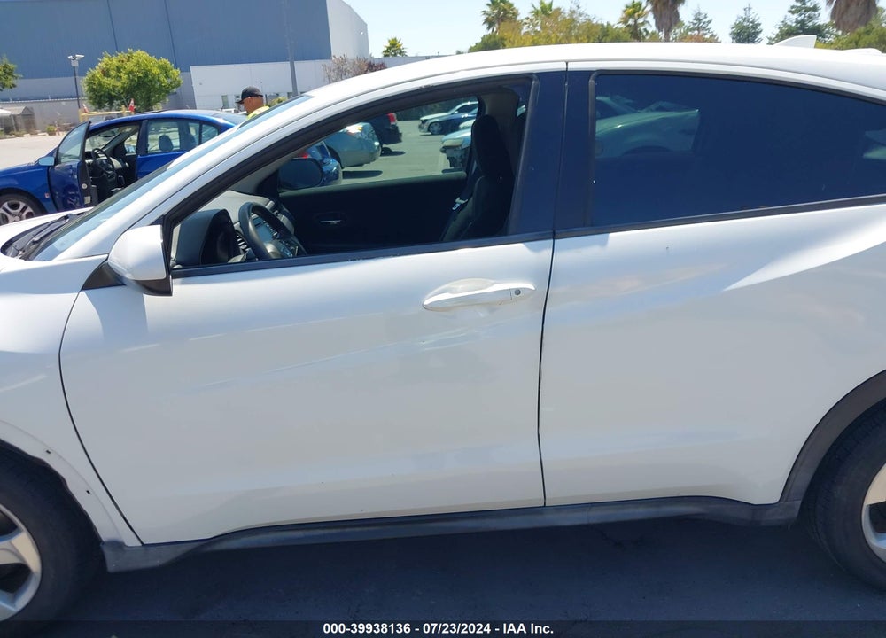 2016 HONDA HR-V LX VIN: 3CZRU5G30GM736138