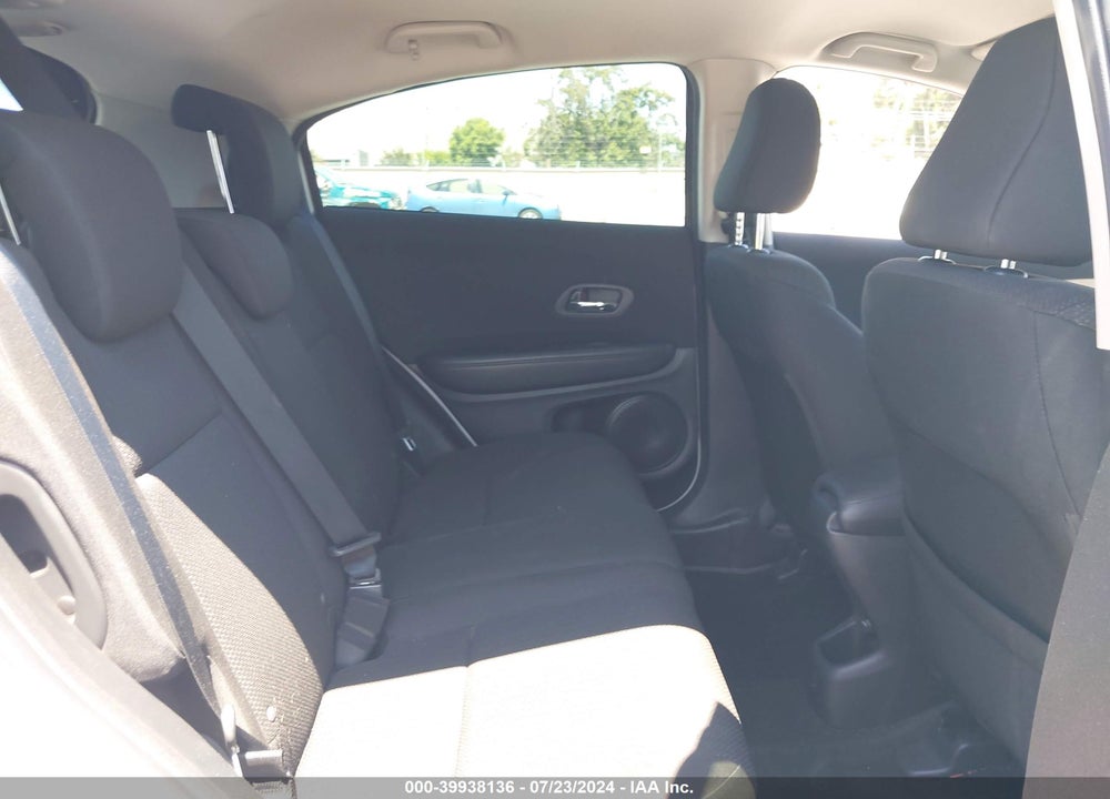 2016 HONDA HR-V LX VIN: 3CZRU5G30GM736138