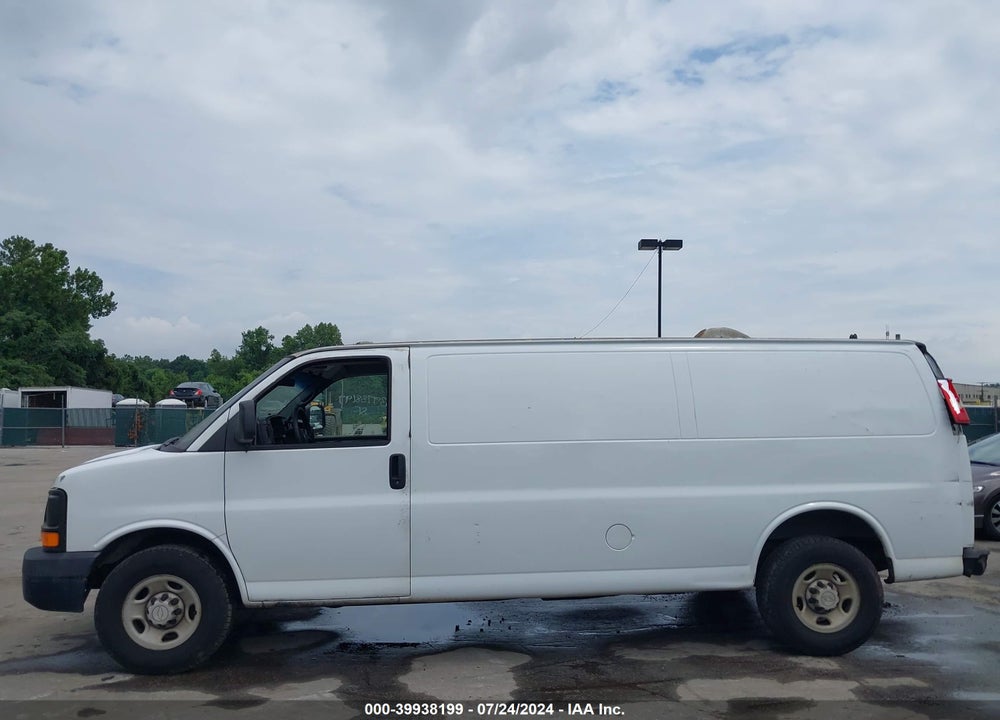 2008 CHEVROLET EXPRESS WORK VAN VIN: 1GCHG39K281200436