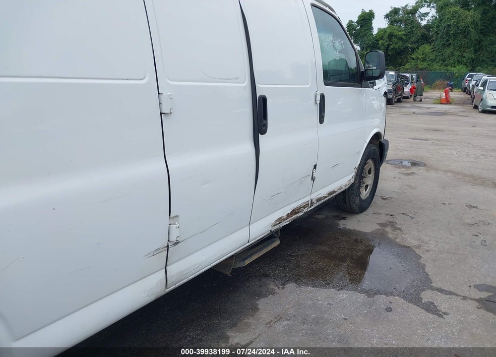 2008 CHEVROLET EXPRESS WORK VAN VIN: 1GCHG39K281200436