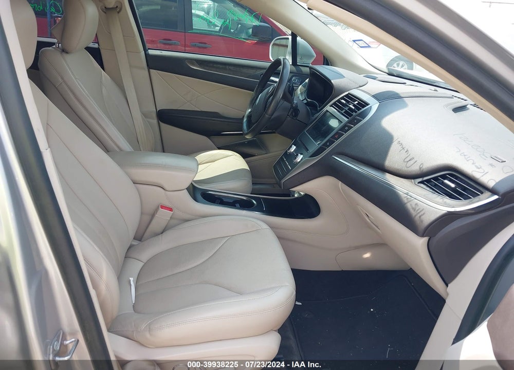 2018 LINCOLN MKC RESERVE VIN: 5LMCJ3C90JUL18659