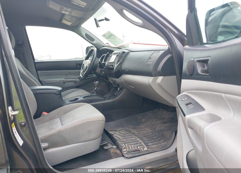 2014 TOYOTA TACOMA BASE V6 VIN: 3TMLU4EN3EM156180