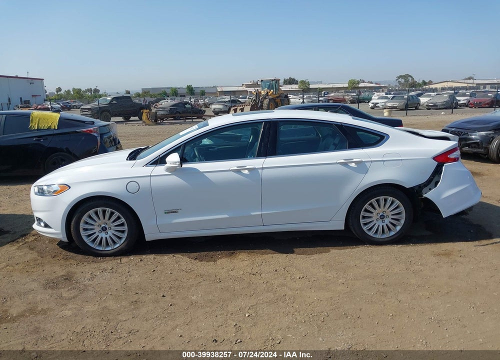 2016 FORD FUSION ENERGI SE LUXURY VIN: 3FA6P0PU1GR397331