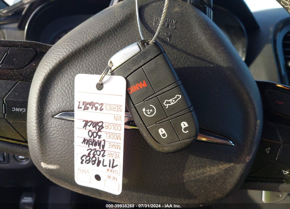 2022 CHRYSLER 300 S VIN: 2C3CCABG8NH236567