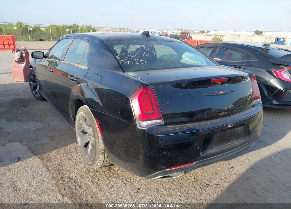 2022 CHRYSLER 300 S VIN: 2C3CCABG8NH236567