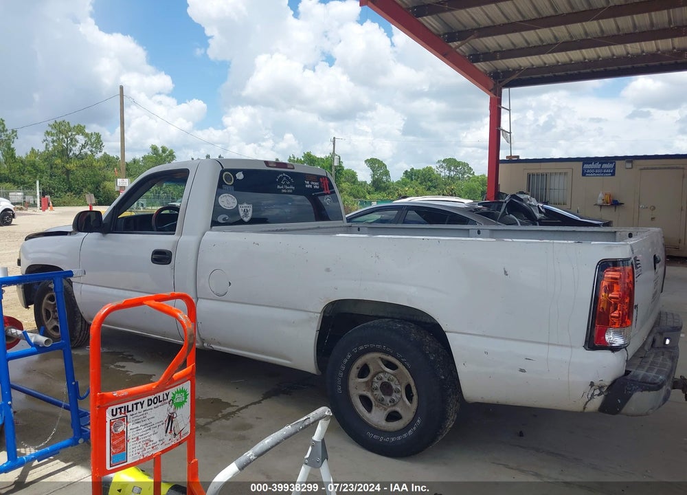 1999 CHEVROLET SILVERADO 1500 VIN: 1GCEC14WXXE200561