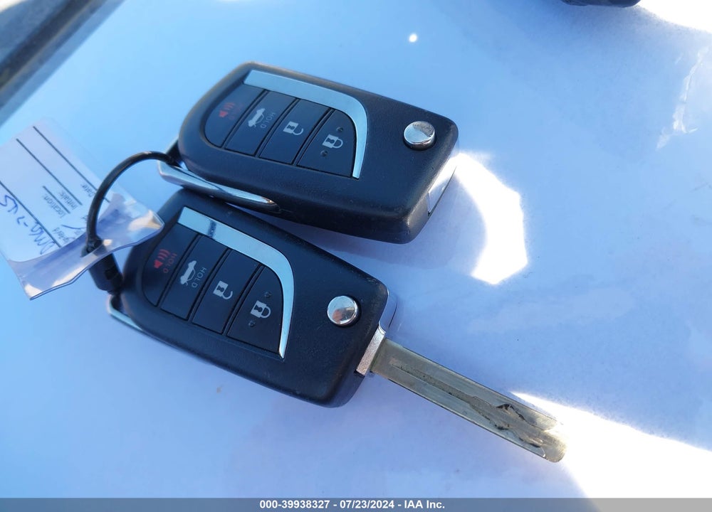 2021 TOYOTA CAMRY SE VIN: 4T1G11AKXMU606336