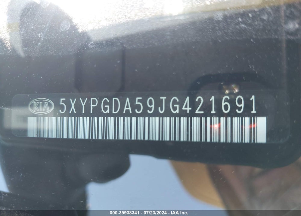 2018 KIA SORENTO 3.3L LX VIN: 5XYPGDA59JG421691