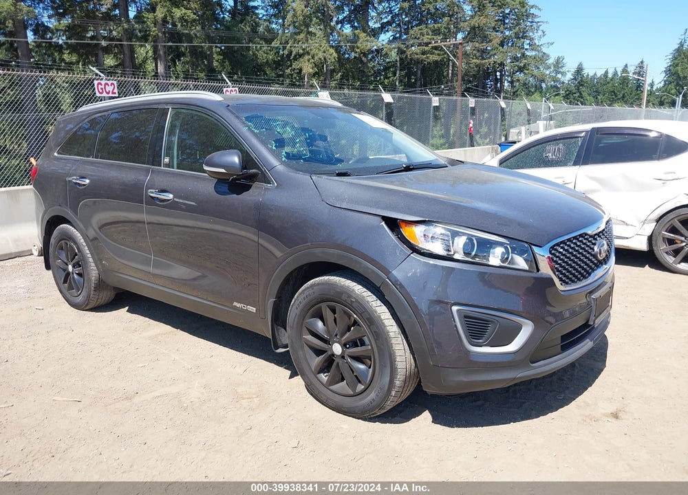 2018 KIA SORENTO 3.3L LX VIN: 5XYPGDA59JG421691