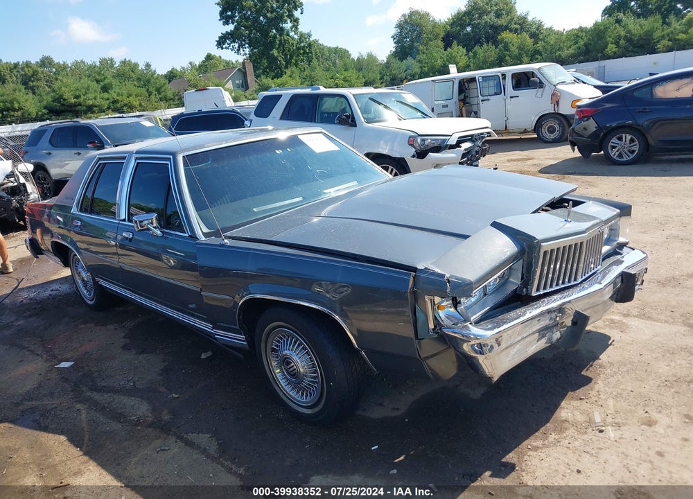 1987 MERCURY GRAND MARQUIS GS VIN: 2MEBM74F0HX706787