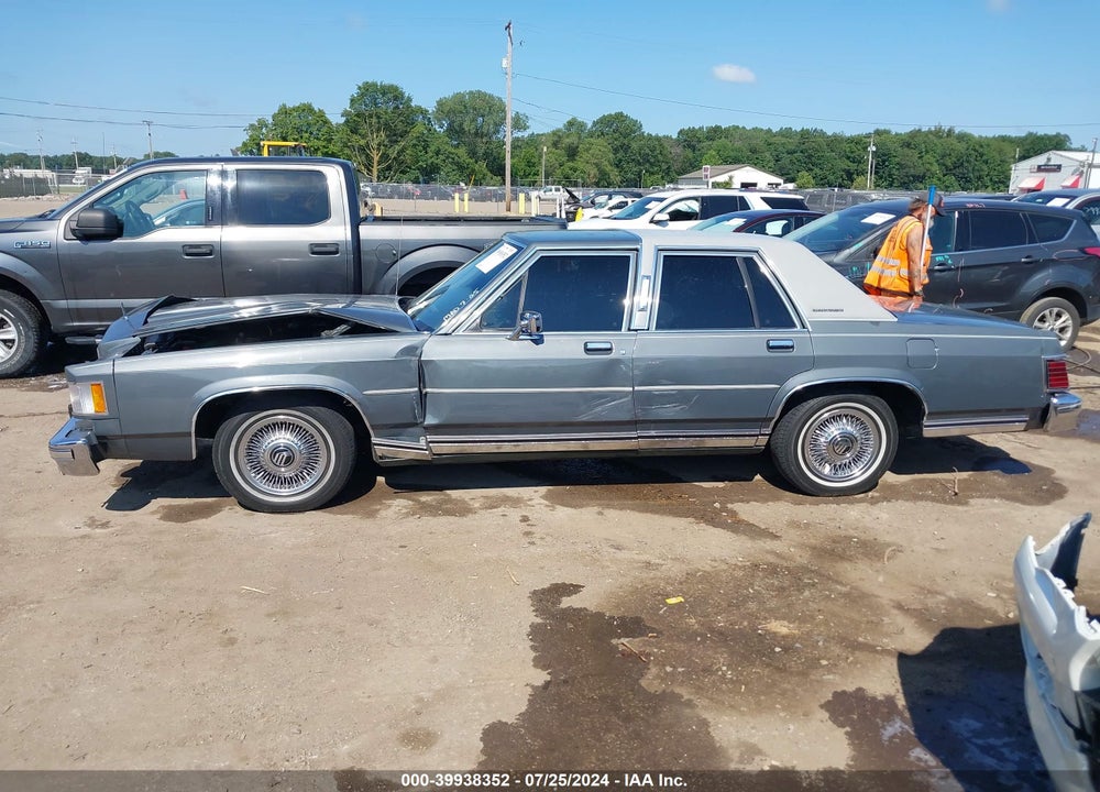 1987 MERCURY GRAND MARQUIS GS VIN: 2MEBM74F0HX706787