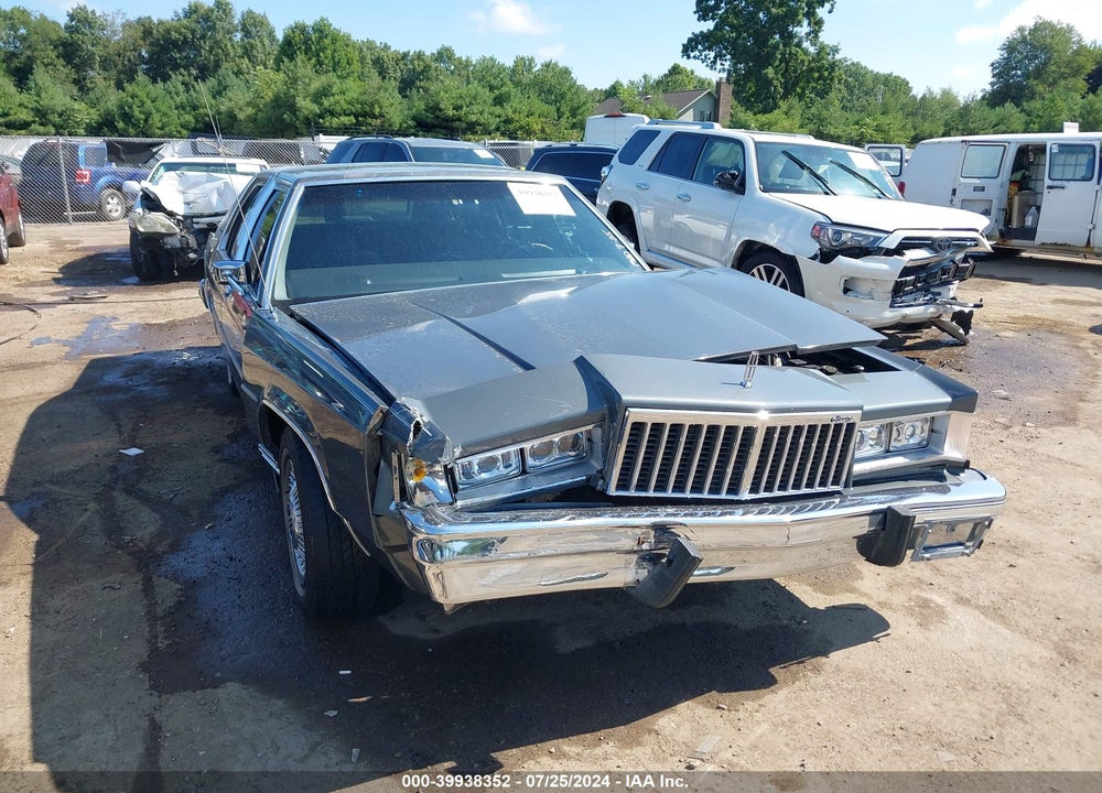 1987 MERCURY GRAND MARQUIS GS VIN: 2MEBM74F0HX706787