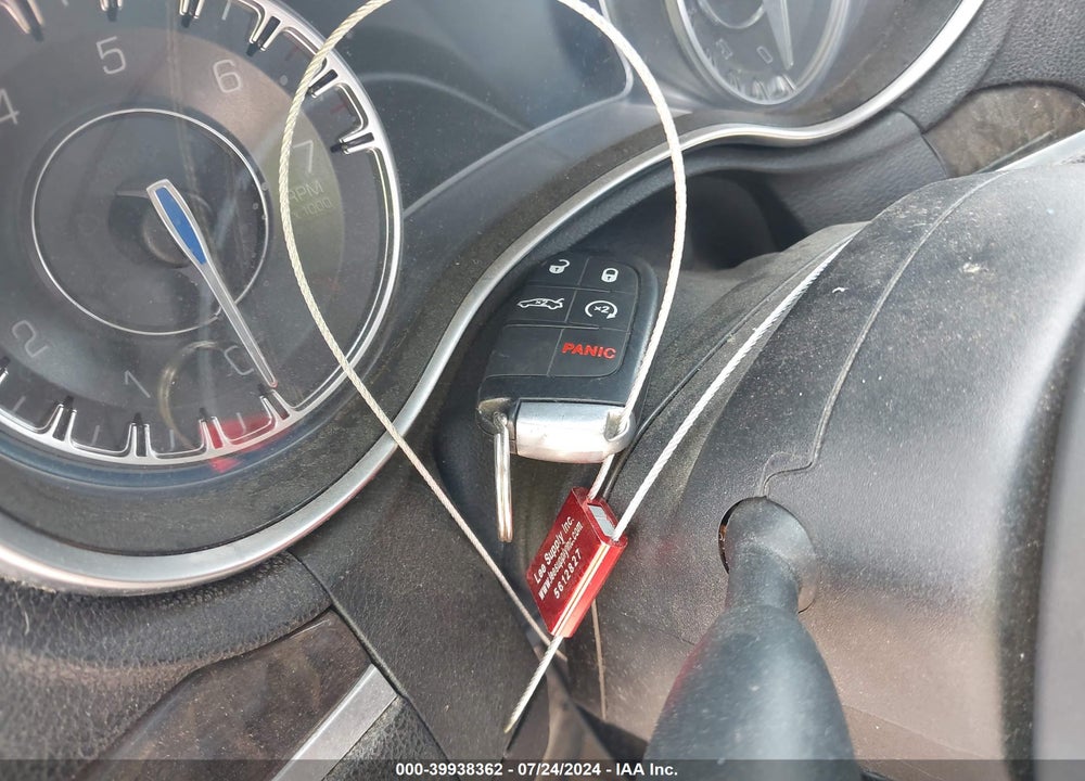 2017 CHRYSLER 300C VIN: 2C3CCAEGXHH662650