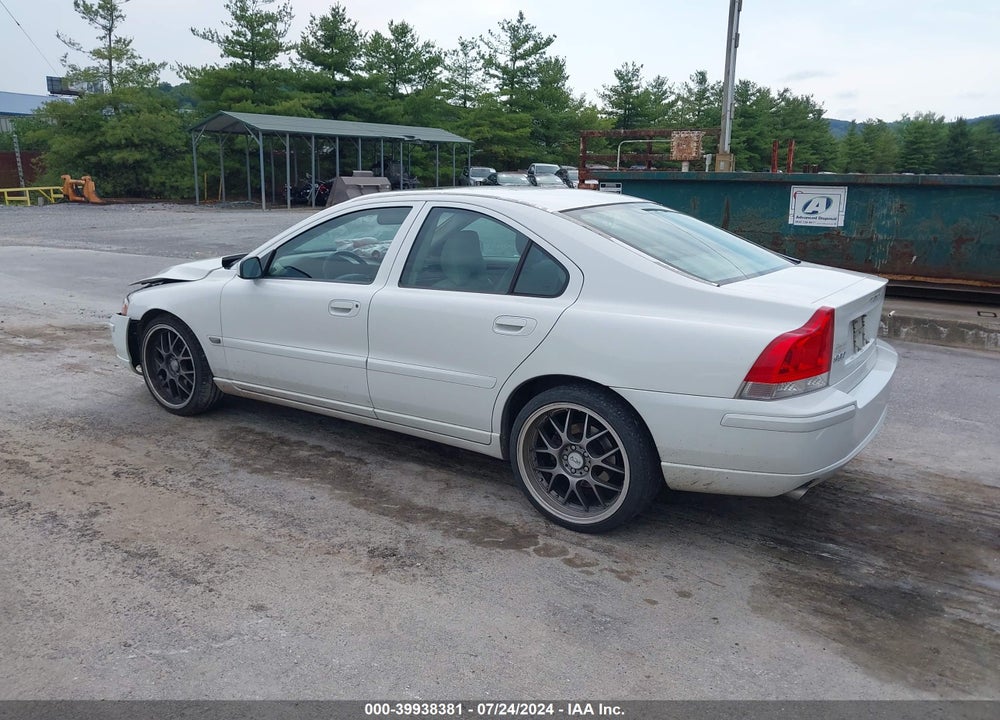 2005 VOLVO S60 2.4 VIN: YV1RS612052476243