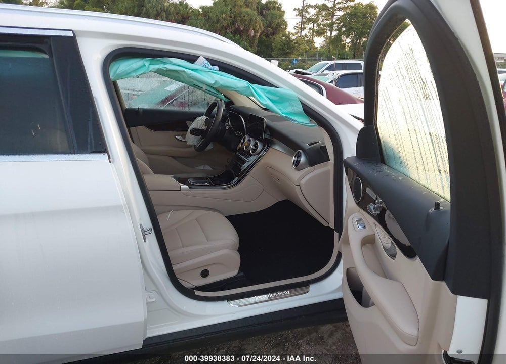 2021 MERCEDES-BENZ GLC 300 SUV VIN: W1N0G8DB5MF869002