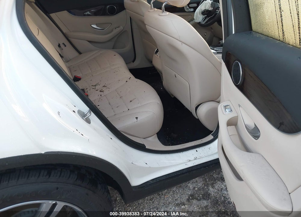 2021 MERCEDES-BENZ GLC 300 SUV VIN: W1N0G8DB5MF869002