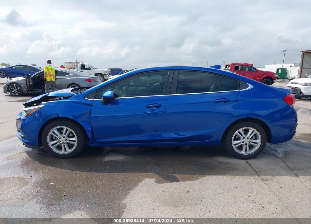 2018 CHEVROLET CRUZE LT AUTO VIN: 1G1BE5SMXJ7210324