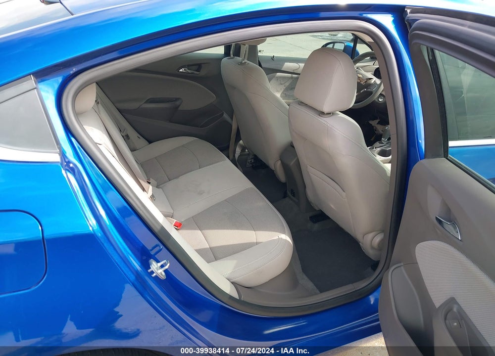 2018 CHEVROLET CRUZE LT AUTO VIN: 1G1BE5SMXJ7210324