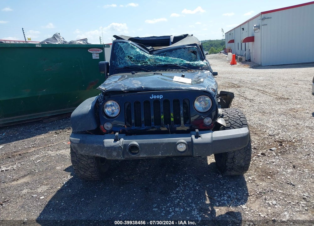 2015 JEEP WRANGLER UNLIMITED SPORT VIN: 1C4BJWDG1FL589101