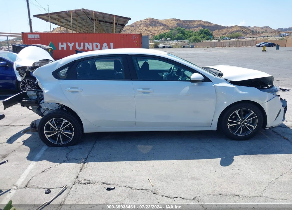 2022 KIA FORTE LXS VIN: 3KPF24AD1NE461560