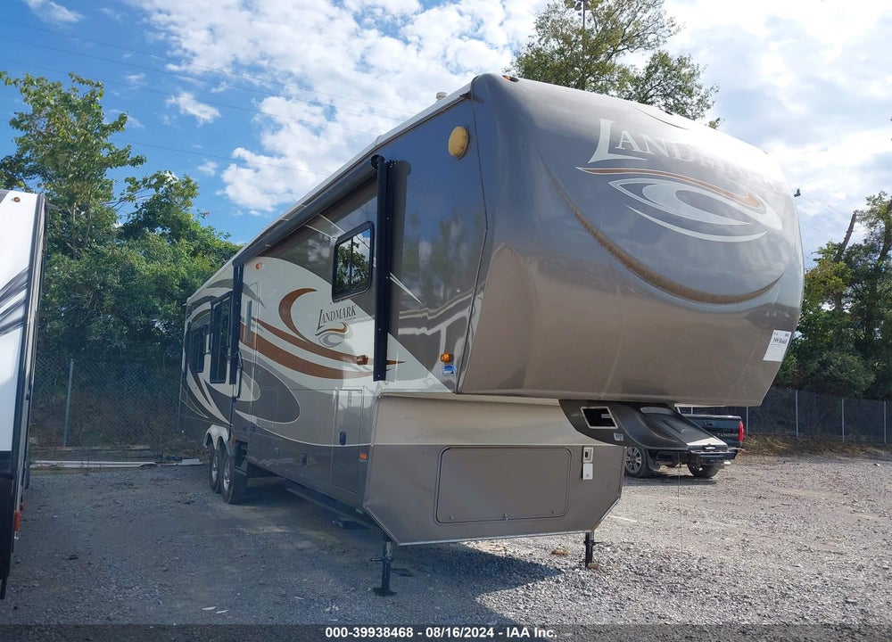 2011 HEARTLAND TRAVEL TRLR VIN: 5SFBG3828BE212630