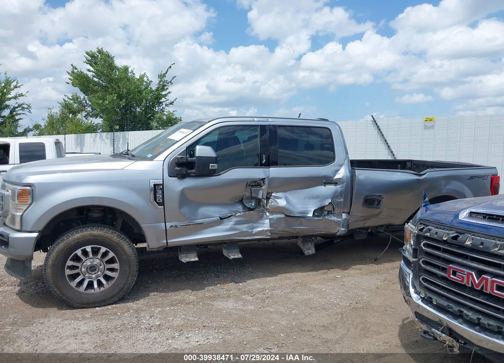 2022 FORD F-350 LARIAT VIN: 1FT8W3BT2NEE81602