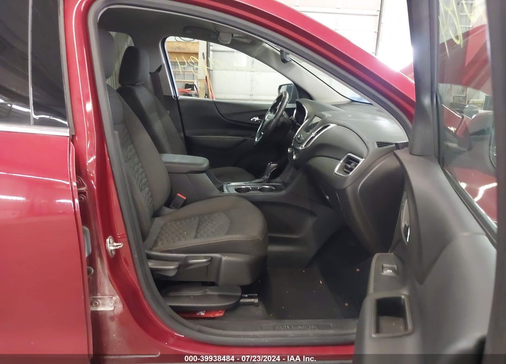 2019 CHEVROLET EQUINOX LT VIN: 3GNAXUEV2KL196662