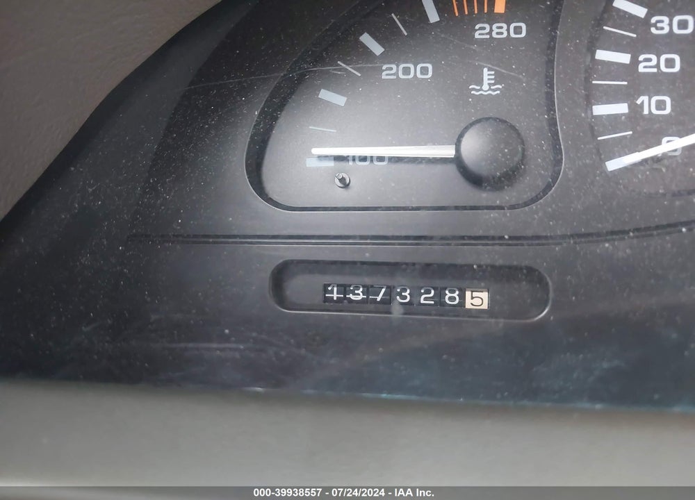 1999 OLDSMOBILE AURORA VIN: 1G3GR62C8X4110408