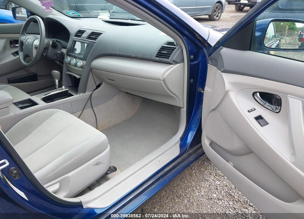 2009 TOYOTA CAMRY LE VIN: 4T1BE46K69U284598