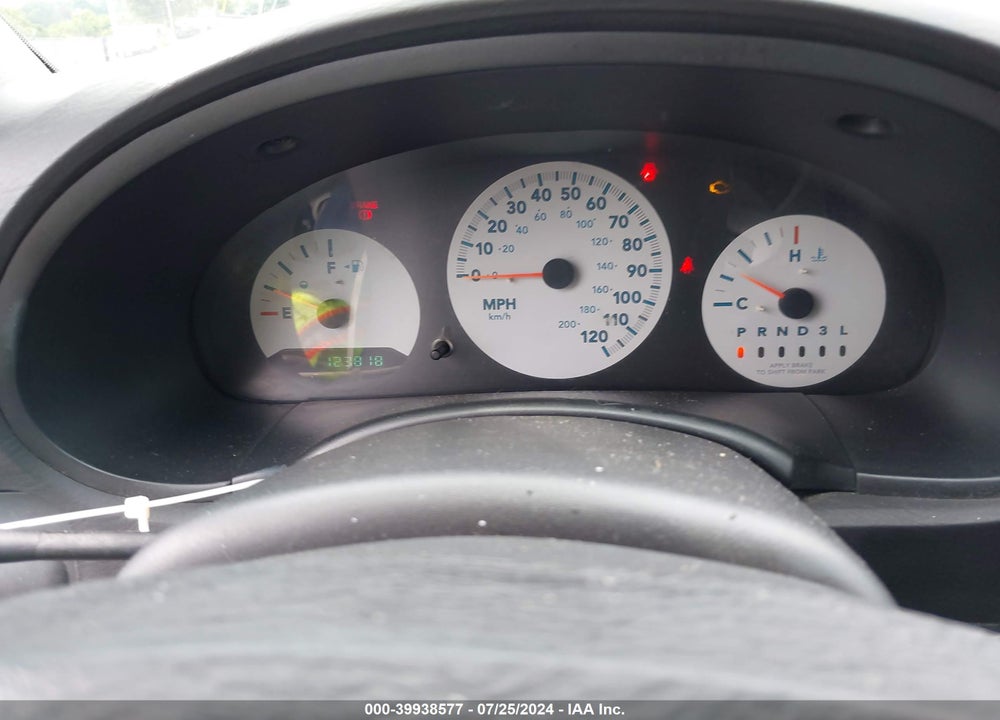 2006 CHRYSLER TOWN & COUNTRY VIN: 1A4GP45R06B608486