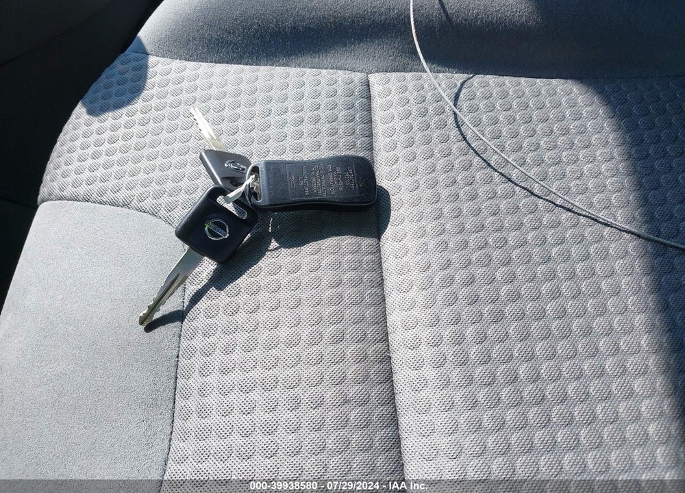 2008 NISSAN SENTRA VIN: 3N1AB61E68L760074