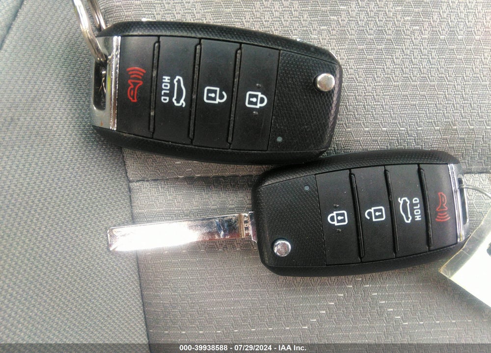 2018 KIA RIO S VIN: 3KPA25AB9JE052523