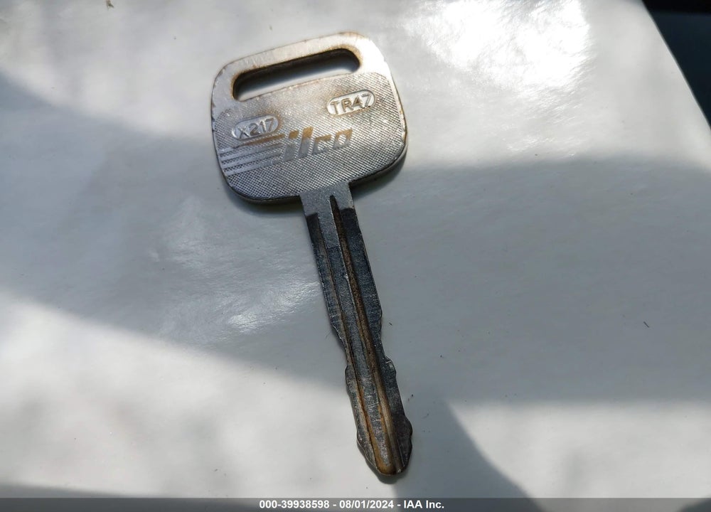 1997 TOYOTA CAMRY XLE V6 VIN: 4T1BF22K3VU000510