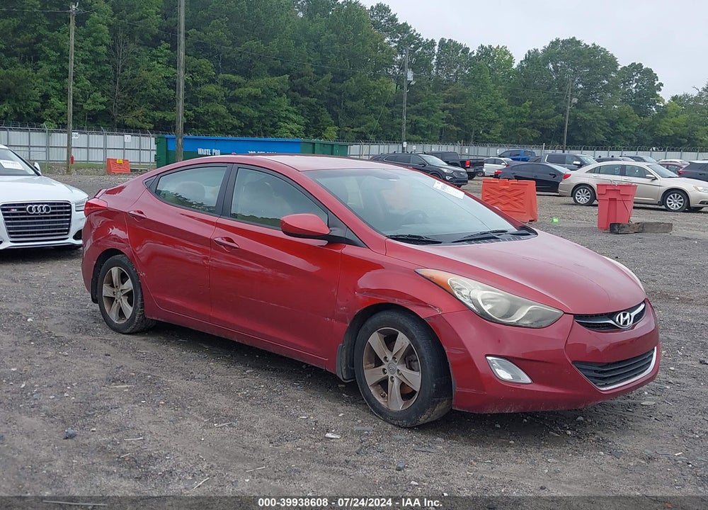 2013 HYUNDAI ELANTRA GLS VIN: KMHDH4AE7DU776325
