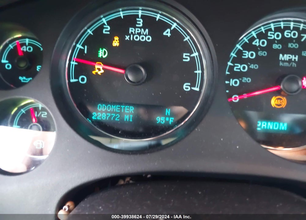 2012 CHEVROLET AVALANCHE 1500 LTZ VIN: 3GNTKGE78CG214330