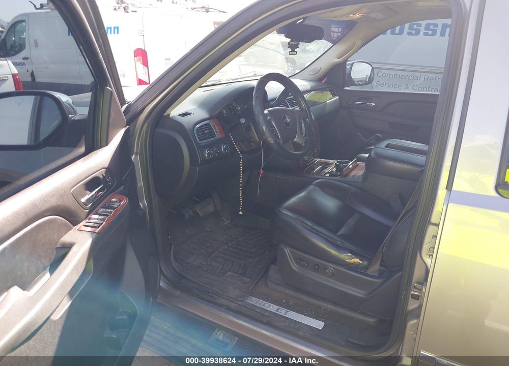 2012 CHEVROLET AVALANCHE 1500 LTZ VIN: 3GNTKGE78CG214330