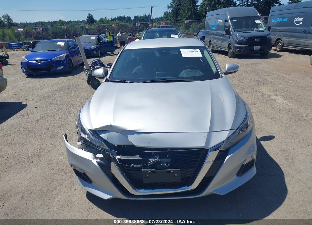 2022 NISSAN ALTIMA SV FWD VIN: 1N4BL4DV9NN383854