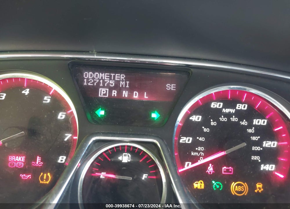 2014 GMC ACADIA SLE-1 VIN: 1GKKRNED5EJ287073