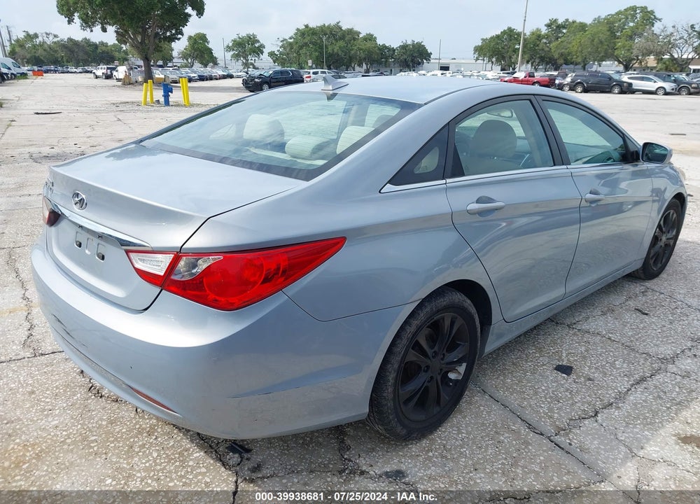 2011 HYUNDAI SONATA GLS VIN: 5NPEB4AC2BH052669