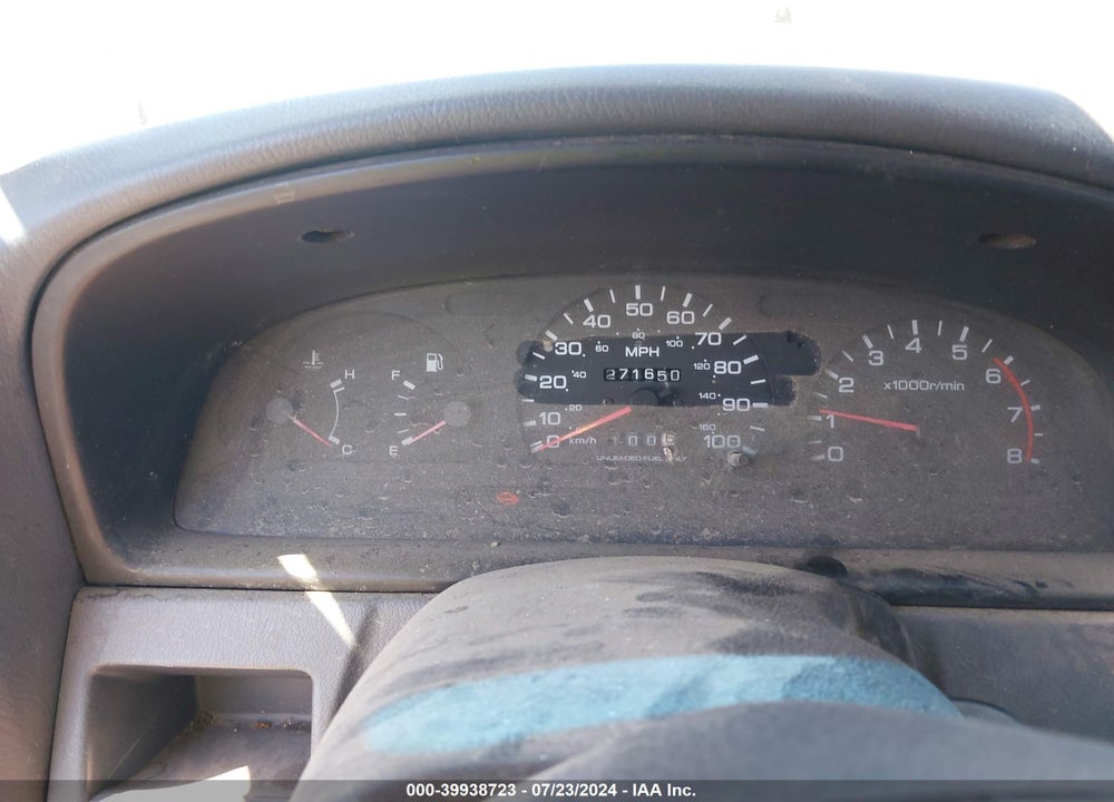 1996 NISSAN TRUCK KING CAB SE/KING CAB XE VIN: 1N6SD16S5TC380738