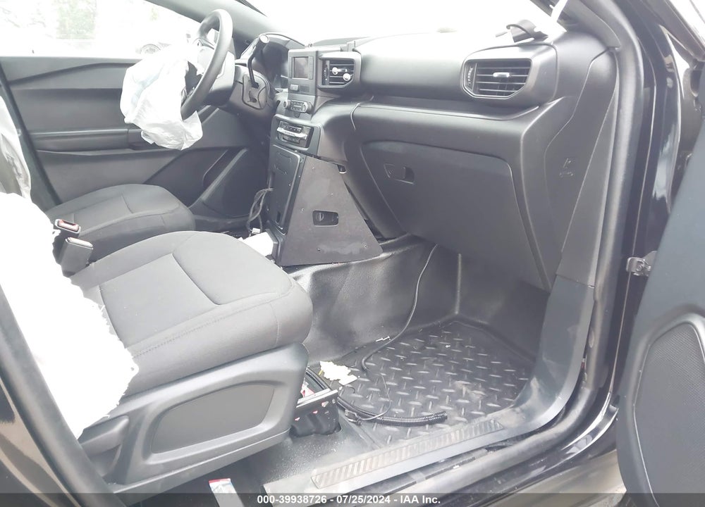 2021 UTILITY FORD POLICE INTERCEPTOR VIN: 1FM5K8AW2MNA12107